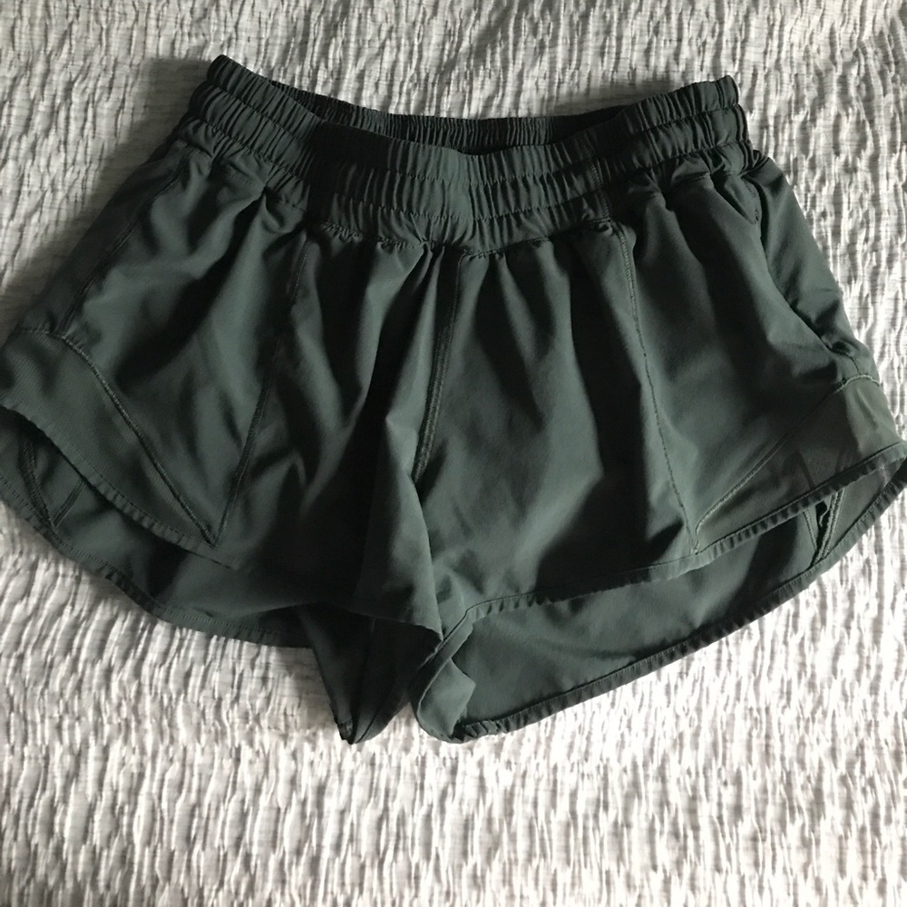 Lululemon Hotty Hot shorts